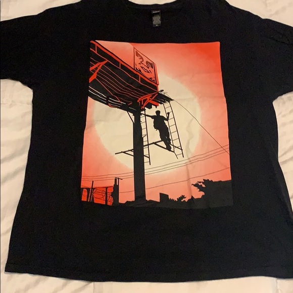 Obey Other - Size XL Obey Giant Black Graphic Tee